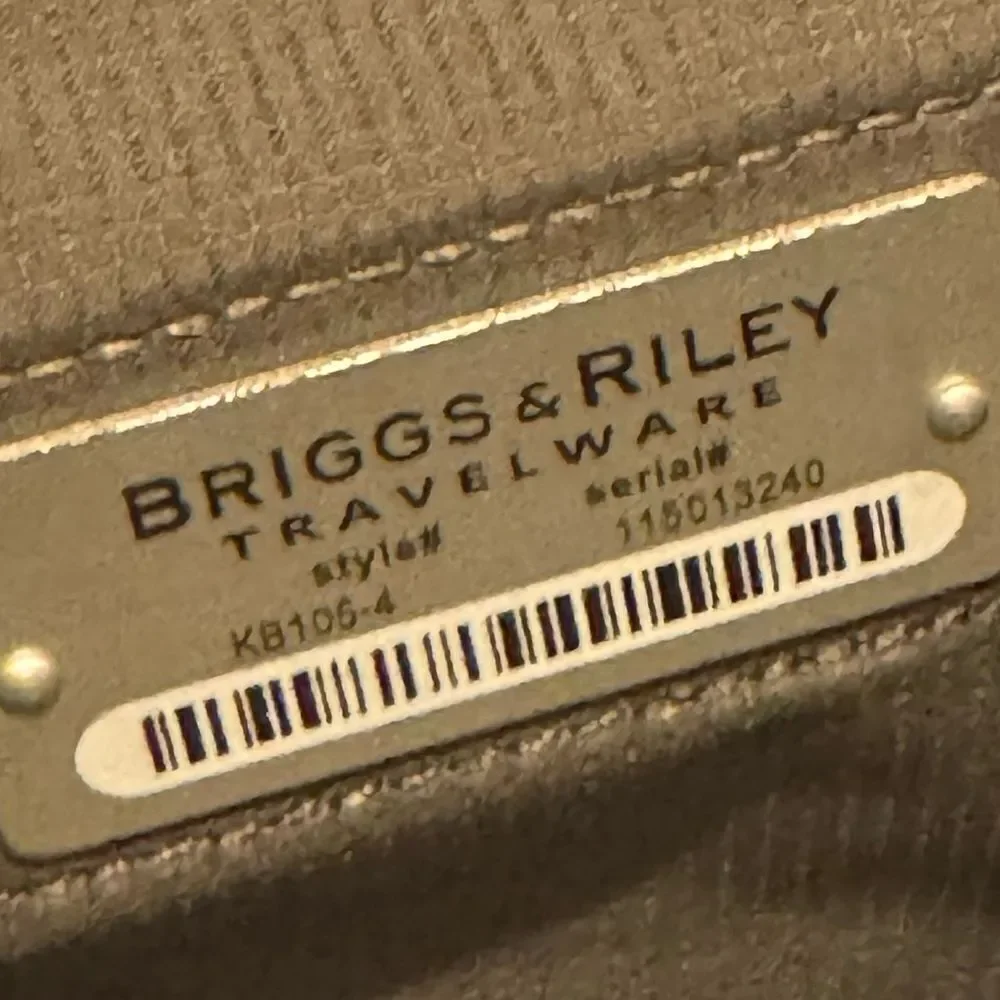 Briggs & Riley Work Small Slim Travel Bag Portfolio KB105